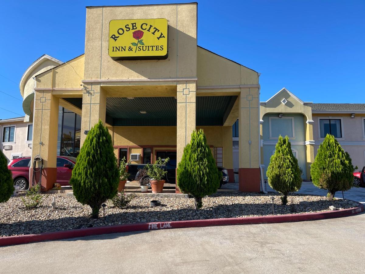 Rose City Inn & Suites Tyler Extérieur photo
